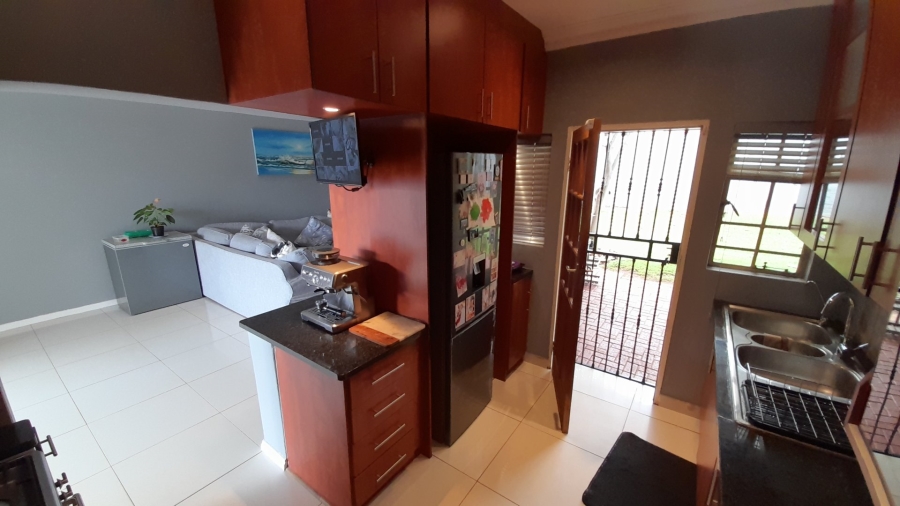 3 Bedroom Property for Sale in Safari Gardens North West